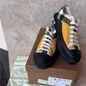 Burberry Yellow and Black Sneakers